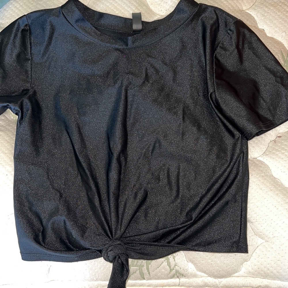 Crop top - Picture 3 of 5